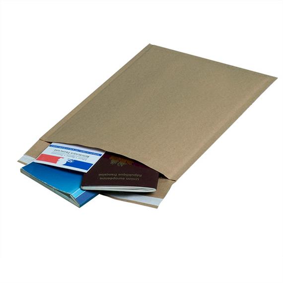 enveloppe-d-expedition-matelassee-en-papier-avec-rabat-adhesif